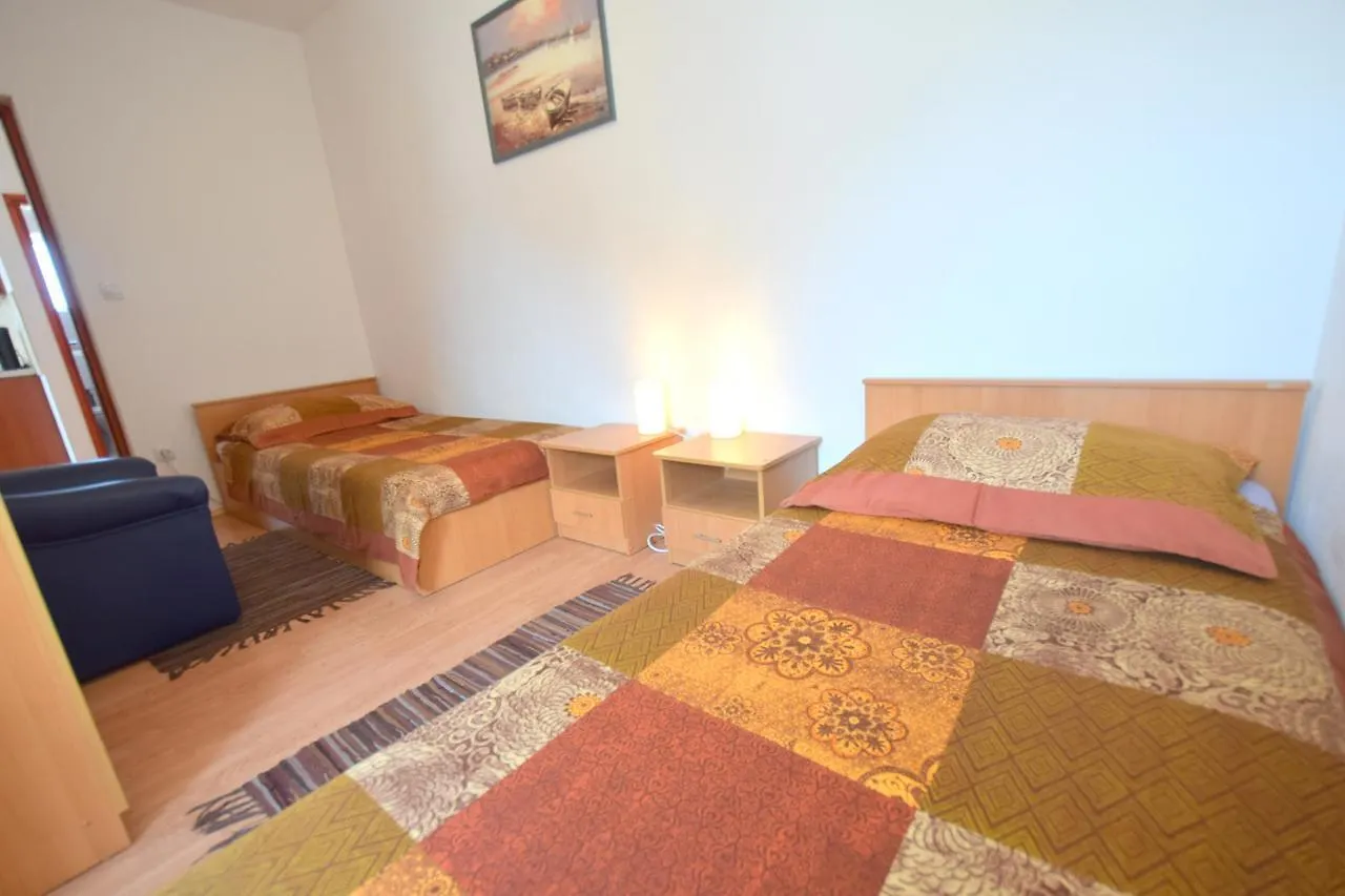 Apartment Valter Malinska Croatia
